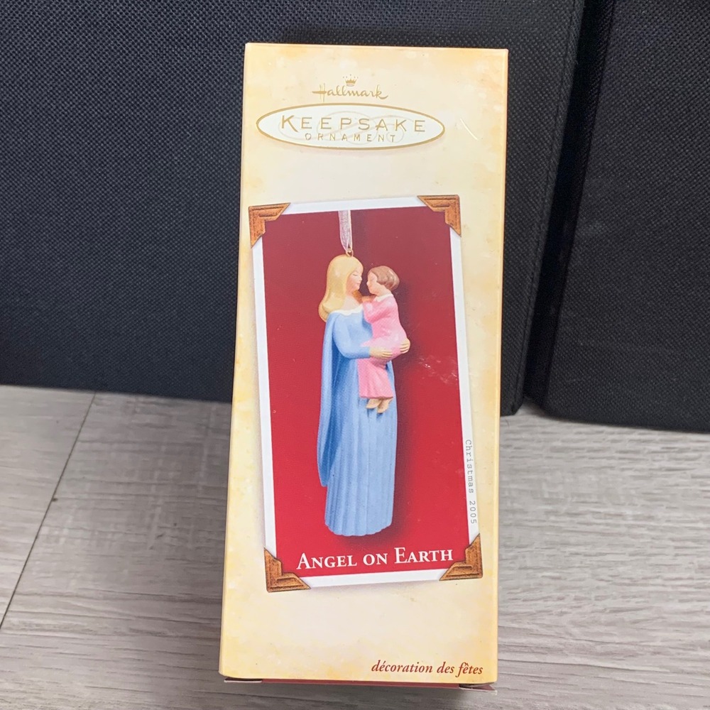 Hallmark Keepsake Ornament 2005 Angel on Earth Porcelain Mother and Child Boxed